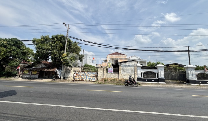 Dijual Ruang Usaha Di Jl. Raya Kudus- Pati. Kudus Dijual Ruang Usaha Di Jl. Raya Kudus- Pati. Kudus