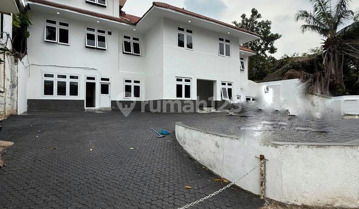 For Sale Rare Premium Commercial Area in Menteng Central Jakarta Fast Sale 2
