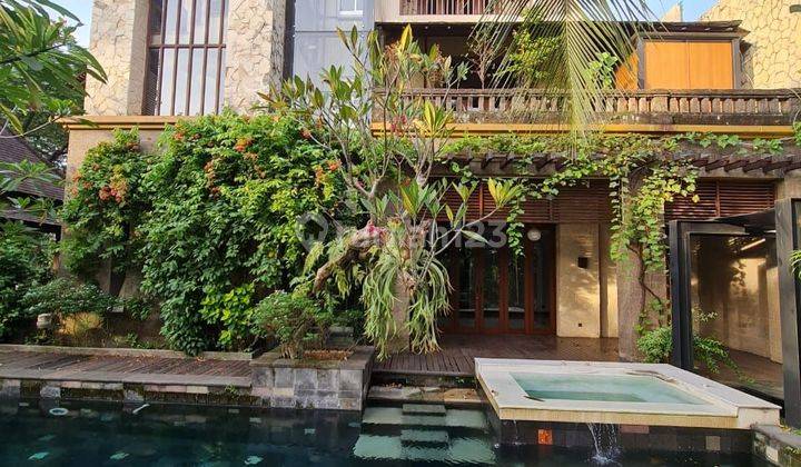 Rumah dijual di Pondok Indah Jakarta Selatan Modern Balinese 1