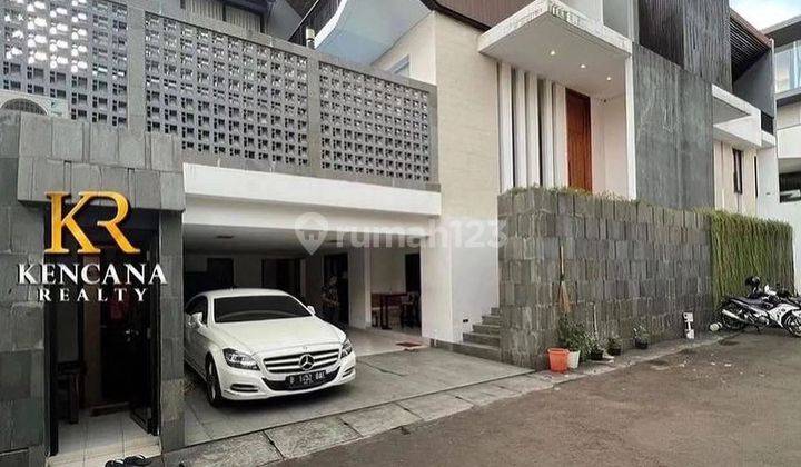 Rumah dijual di Kemang Jakarta Selatan Siap Huni Cantik 2