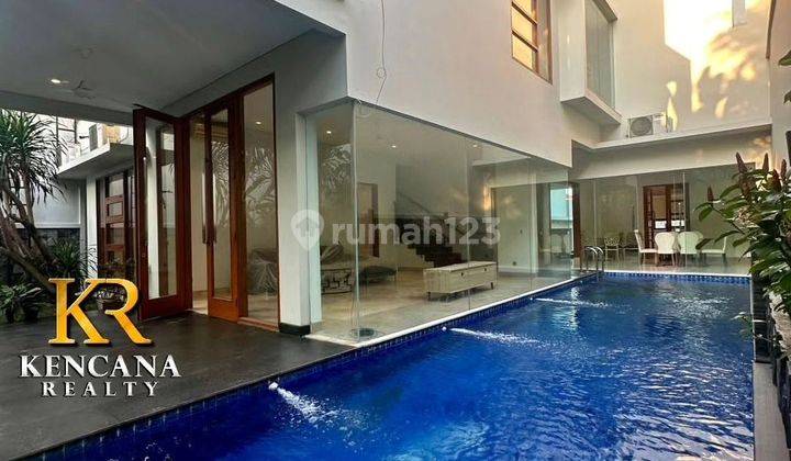 Rumah Siap Huni Strategis di Kemang Jakarta Selatan 2