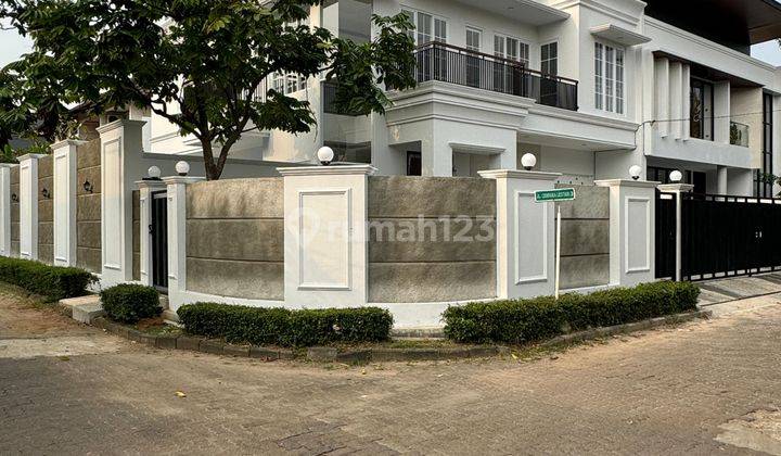 RUMAH SIAP HUNI MODERN MINIMALIS SELANGKAH MRT LEBAK BULUS JAKARTA 1