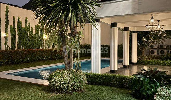 RUMAH FULLY FURNISHED AMERICAN CLASSIC DI KEMANG JAKARTA SELATAN BEBAS BANJIR 1