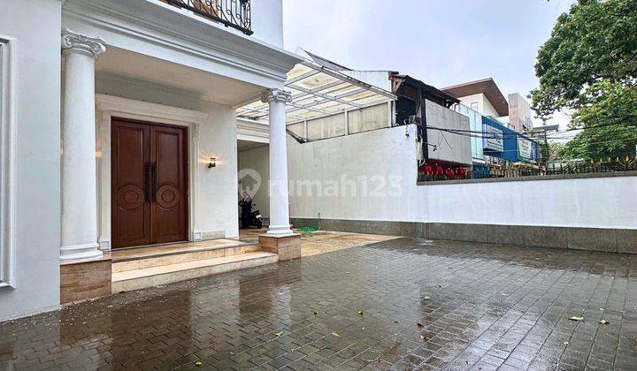 Rumah Strategis Area Komersil Kebayoran Baru Jakarta Selatan 1