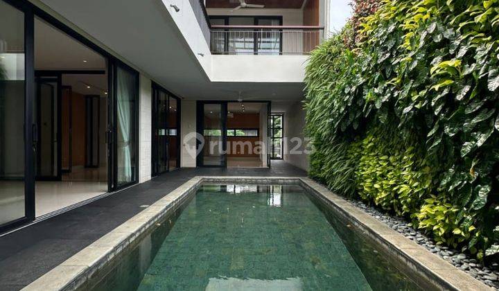 Rumah Mewah Modern Resort Di Kemang Jakarta Selatan 1