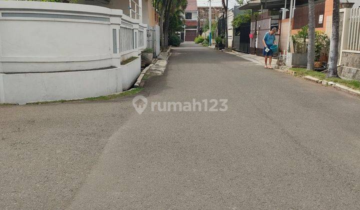 Rumah Terdapat Loteng Ada Dak , Lingkungan Tenang Nyaman  Ada Sekolahan Terdapat Kamar Mandi Dlm Di Salah 1 Kamar 2