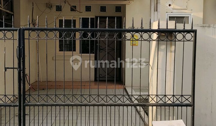Disewakan Rumah Disektor Dekat Dengan Sekolah Tarakanita Dan Pusat Kuliner  2