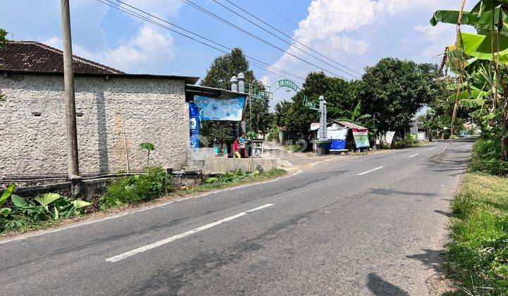 Tanah Bonus Bangunan Siap Huni Tepi Jalan Raya Batujamus  1