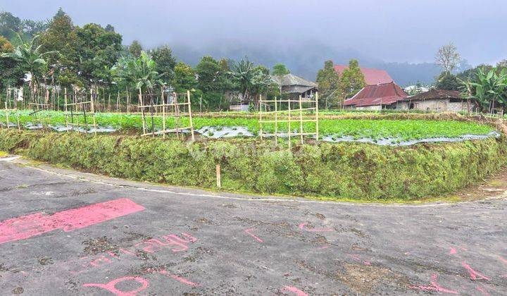 Tanah Datar View Cantik 400m2 Kemuning Karanganyar  1