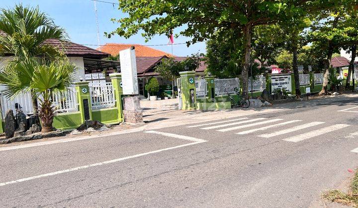 Tanah Datar Timur Puskesmas Karangpelem, Sragen  1