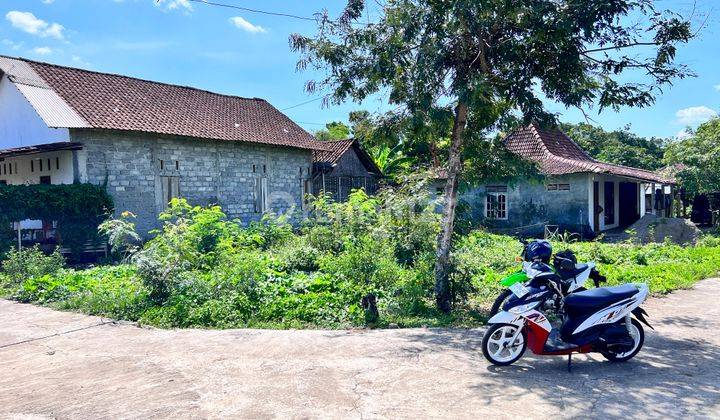 Tanah Datar Timur Puskesmas Karangpelem, Sragen  2