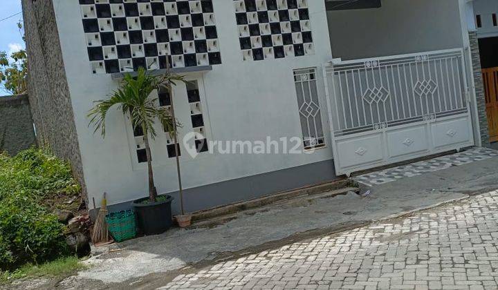 Rumah Strategis Mewah Kawasan Bisnis Tasikmadu Karanganyar  1