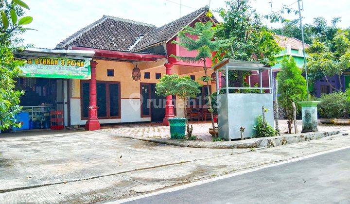 Rumah 294m Lingkungan Asri Kerjo, Karanganyar  2