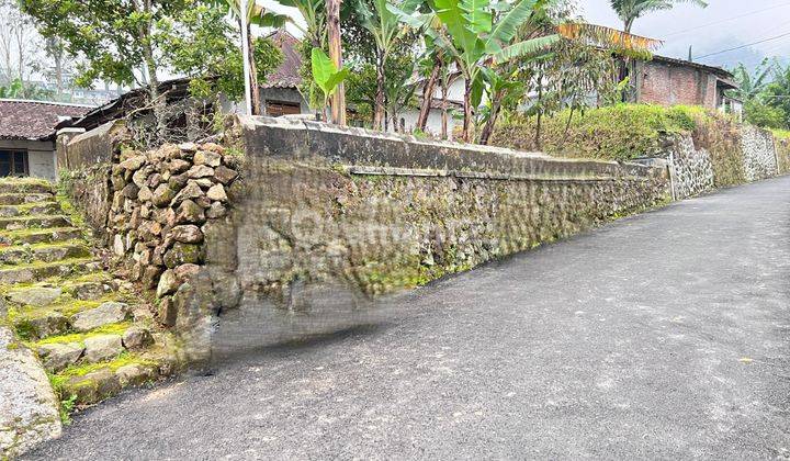 Pekarangan Kawasan Villa Kemuning, Karanganyar 913m2  2