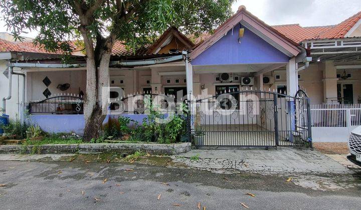 RUMAH LUAS DAN STRATEGIS DEKAT KAMPUS DI TAMAN KOTA MAS 1