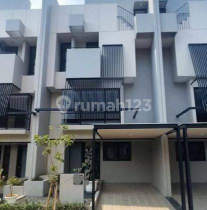 Rumah 2 Lantai Full Furniahed Baru Di Bsd City Lokasi Strategis Siap Huni 1