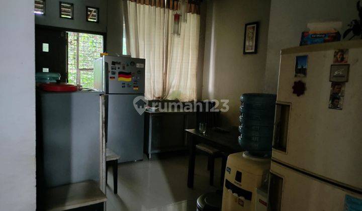 Rumah 2 Lantai Bagus di Villa Bintaro Indah, Dijual Dengan Lokasi Yang Strategis.  2