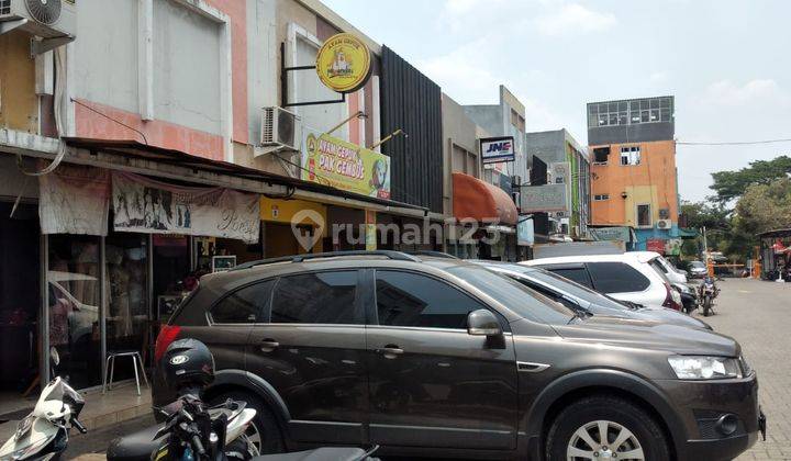 Toko 1 Lantai, Ramai, Dapat Digunakan Untuk Usaha Dsb.lokasi Strategis Di Dekat Pintu Masuk Pasar Segar Graha Raya Bintaro. 1