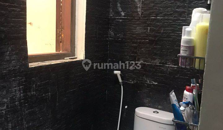 Rumah 2 Lantai Dijual Kondisi Bagus Di Graha Bintaro Keamanan 24 Jam, Lokasi Dekat Pasar Segar. 2