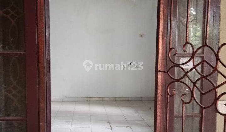 Rumah 1 Lt.dijual di Cluster Graha Adena Bintaro Lokasi Sangat Strategis. 2