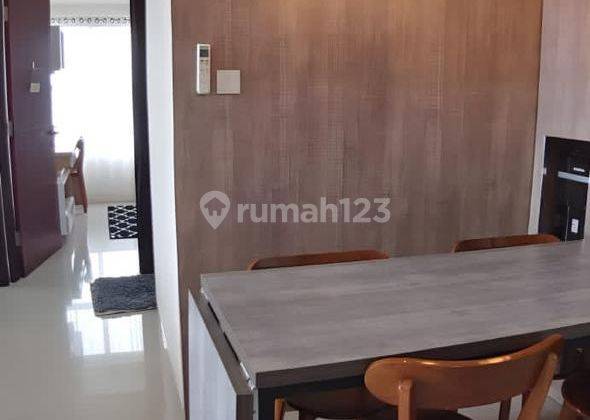 Apartement The Accent Dengan Fasilitas Lengkap Dan Full Furnished, View Kolam Renang, Tinggal Bawa Koper Baju. 2