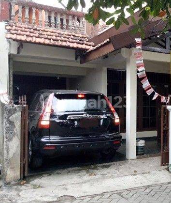 Rumah 1.5Lt, Butuh Renovasi, Jalan Ramai Penduduk Dan Sangat Cocok Dibangun Untuk Usaha Dagang, Warung Dll..  2