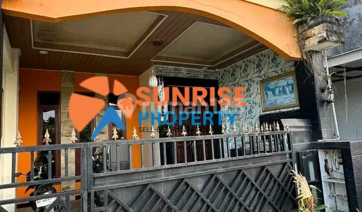 Dijual Rumah 2,5 Lantai di Puri Rhabayu Tiban