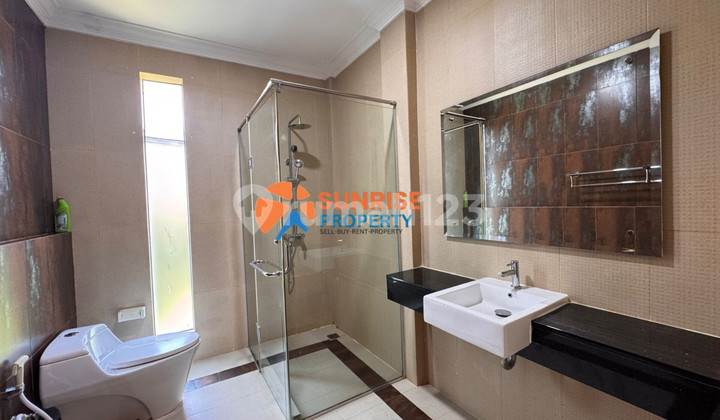 For Rent House in Villa Panbil 2