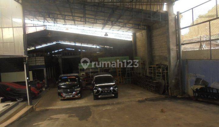 Ruang Usaha Ex Bengkel Murah di Pamulang Kota Tangerang Selatan 2