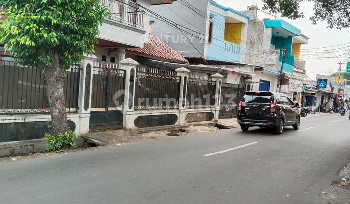 Rumah 2 Lt  5 kmr Kost Muslim  Batu Ampar Condet Jakarta Timur