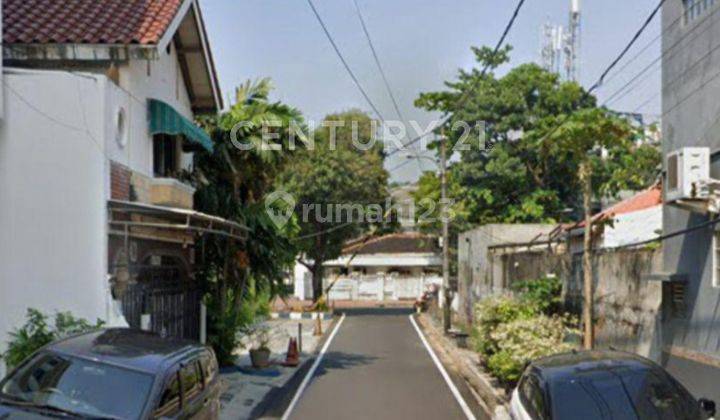 RUMAH CEMPAKA PUTIH TENGAH DEKAT DGN KAMPUS YARSI & RS ISLAM  2