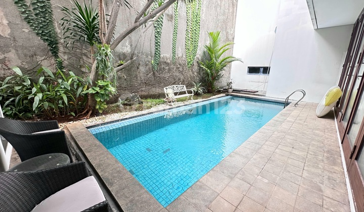 Semi-Furnished Comfortable Luxury House with Swimming Pool in Kemang