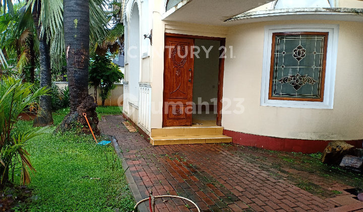 Rumah Cantik di Komp Permainan Elite Rawamangun One Gate System 2