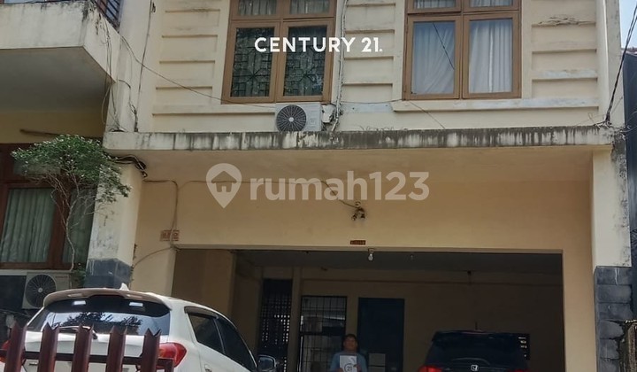 Rumah Lokasi Strategis Cilandak Jakarta Selatan 1