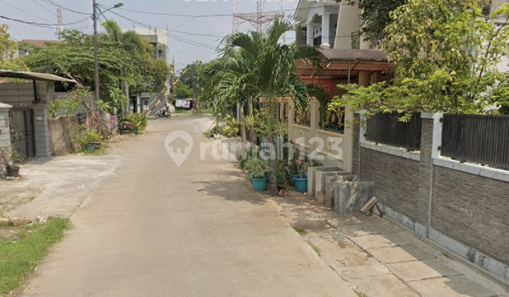 For Sale 2-Story House in Kav DKI, South Meruya, Kembangan, West Jakarta 2