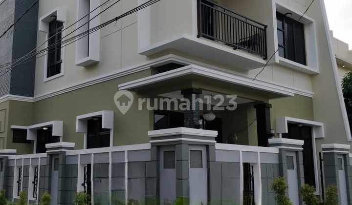 Jatiwaringin Rumah Cantik Siap Huni Dalam Komplek Perumahan Jatiwaringin Rumah Cantik Siap Huni Dalam Komplek Perumahan