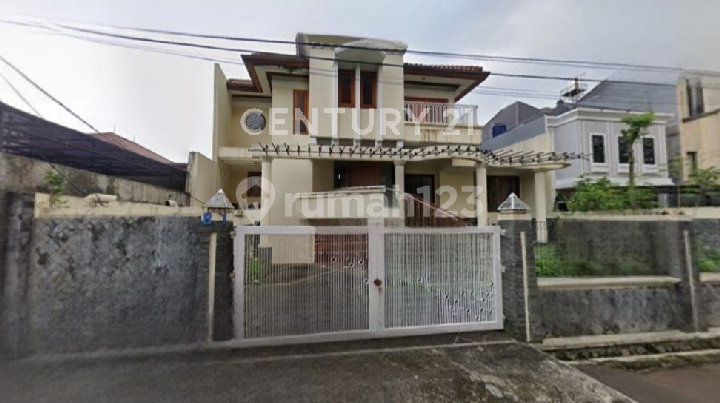 Dijual Rumah 2 Lantai di Kebayoran Lama, Jakarta Selatan