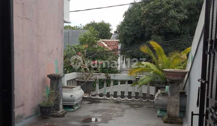 Pondok Kelapa - Dijual Rumah Lokasi Strategis Akses Jalan 2 Mobil
