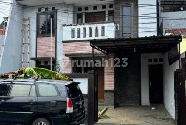 Dijual Rumah 2 Lantai di Komp. Dpr, Kelapa Dua, Kb Jeruk, Jakbar 1