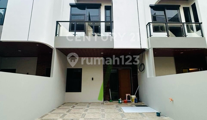 Rumah Cluster Baru Ready Stock LT 60 di Utan Kayu Dekat Pramuka