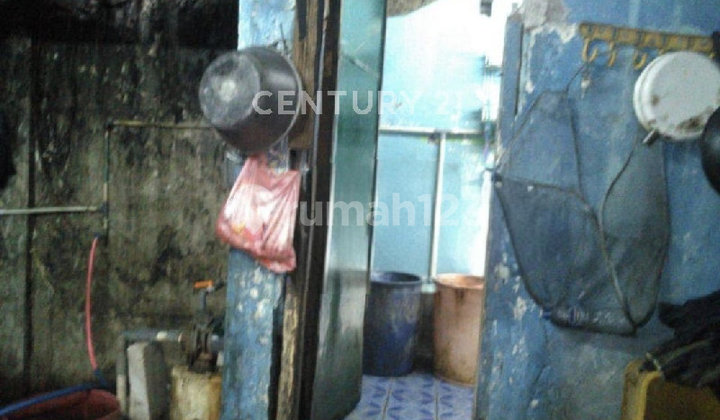 Rumah Tua Hitung Tanah  Murah Utan Kayu Jakarta Timur 2