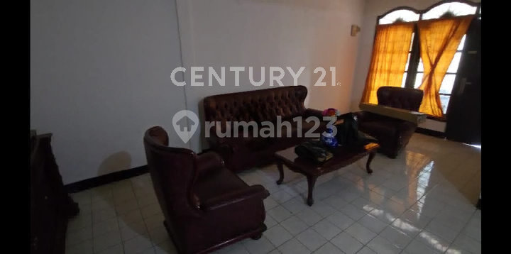 House suitable for business in Duren Sawit, East Jakarta 2
