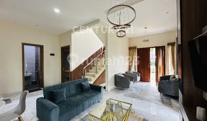 Brand New Luxury House in a Complex in Cipinang Near Rawamangun 2