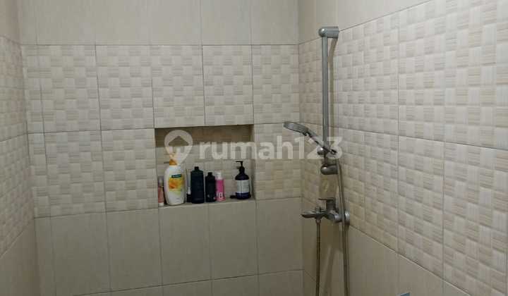 Nice House on Jl Palapa Ciputat, South Tangerang 2