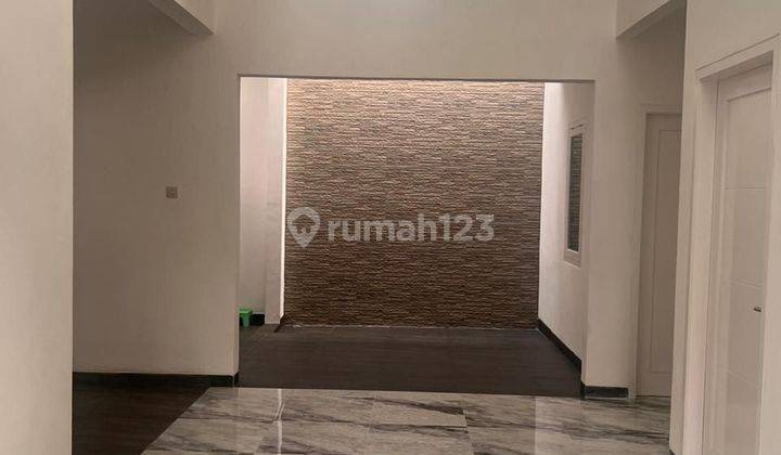 Rumah di Mahagoni  Park SHM Sudah Renovasi 1