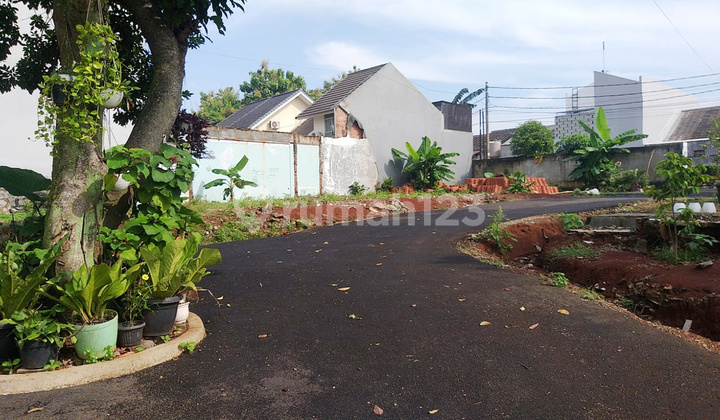 Ready to Build Plot in Cluster Adjacent to Bintaro, South Tangerang