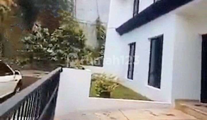 Rumah Bagus Kuldesak di Bintaro Jaya Sektor 9 Rumah Bagus Kuldesak di Bintaro Jaya Sektor 9