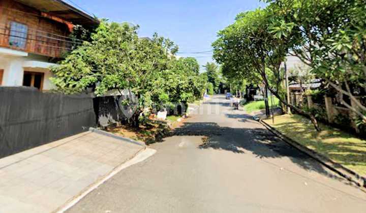 Rumah Hadap Taman Di Pondok Indah Jakarta Selatan