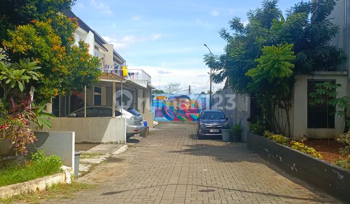 Rumah Bagus Luas Hoek Di Graha Pondok Aren Tangerang Selatan 2