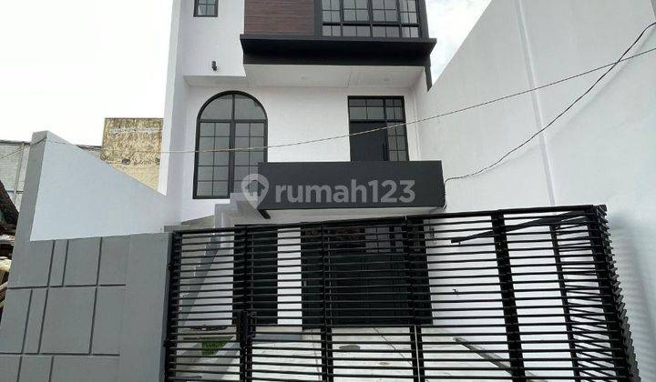 Dijual Rumah 3,5 Lantai Bangunan Baru Di Jatinegara Jakarta Timur 1